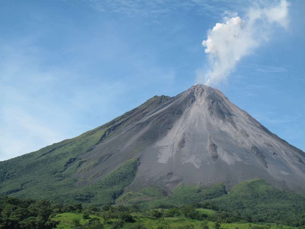 Hotel Montana De Fuego Resort And Spa La Fortuna Exterior foto